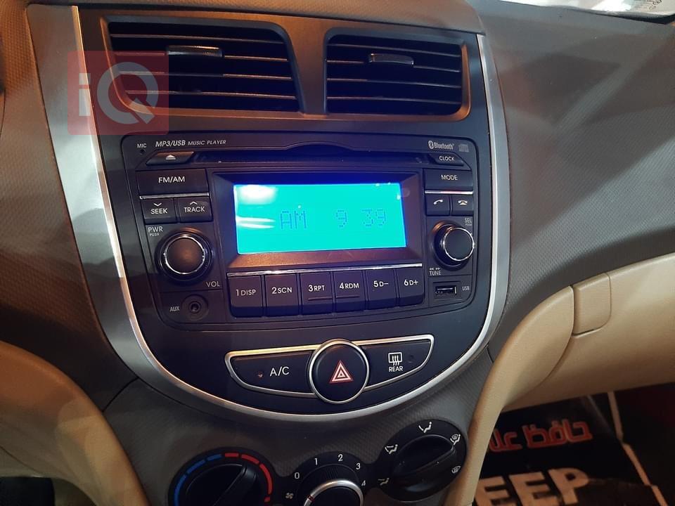 هیوندای ئەکسنت